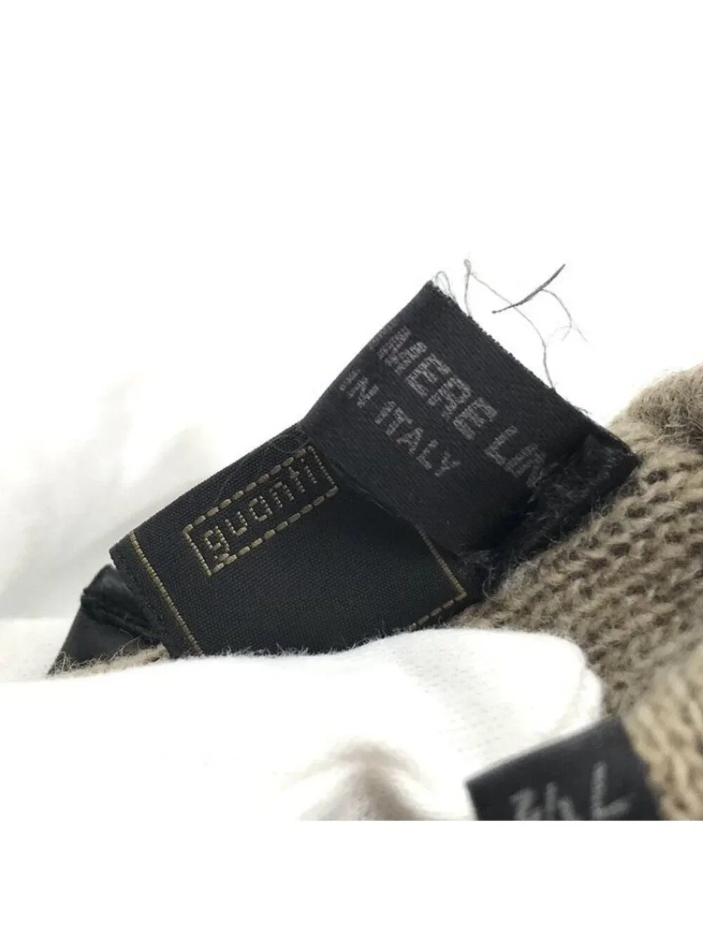 Fendi brand color